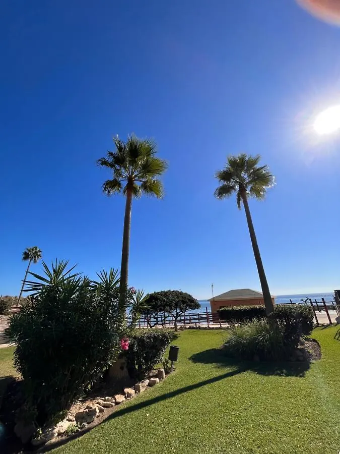 Beachfront Apartment Near Marbella Sitio de Calahonda